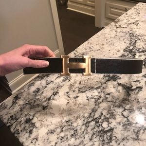 Hermès belt
